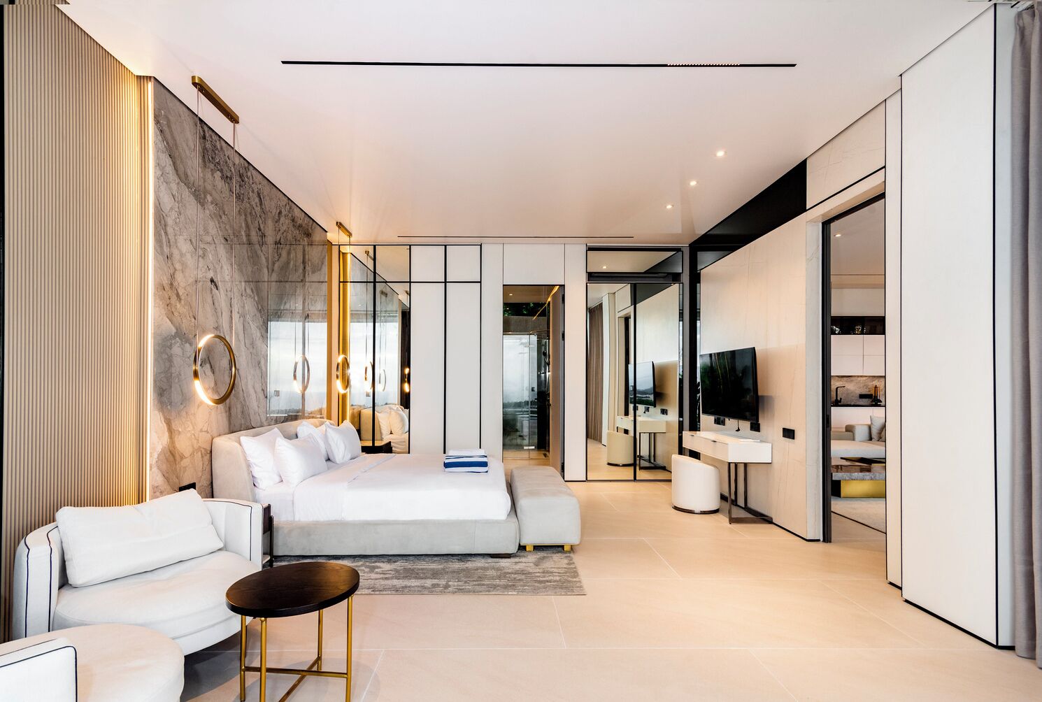 Luxury Apartment, 3 Bedrooms, Private Pool