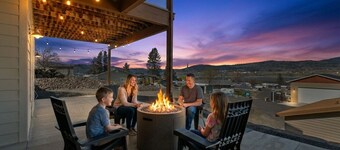 Friday Bay Retreat – Upper Level Getaway With Gorgeous Views