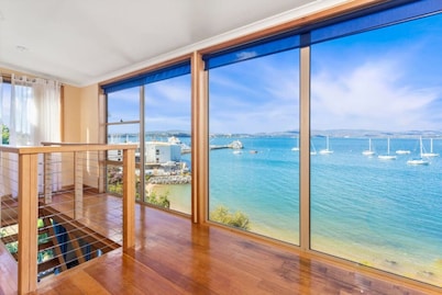 StayAU Riverfront Paradise Pet-friendly Tasmania