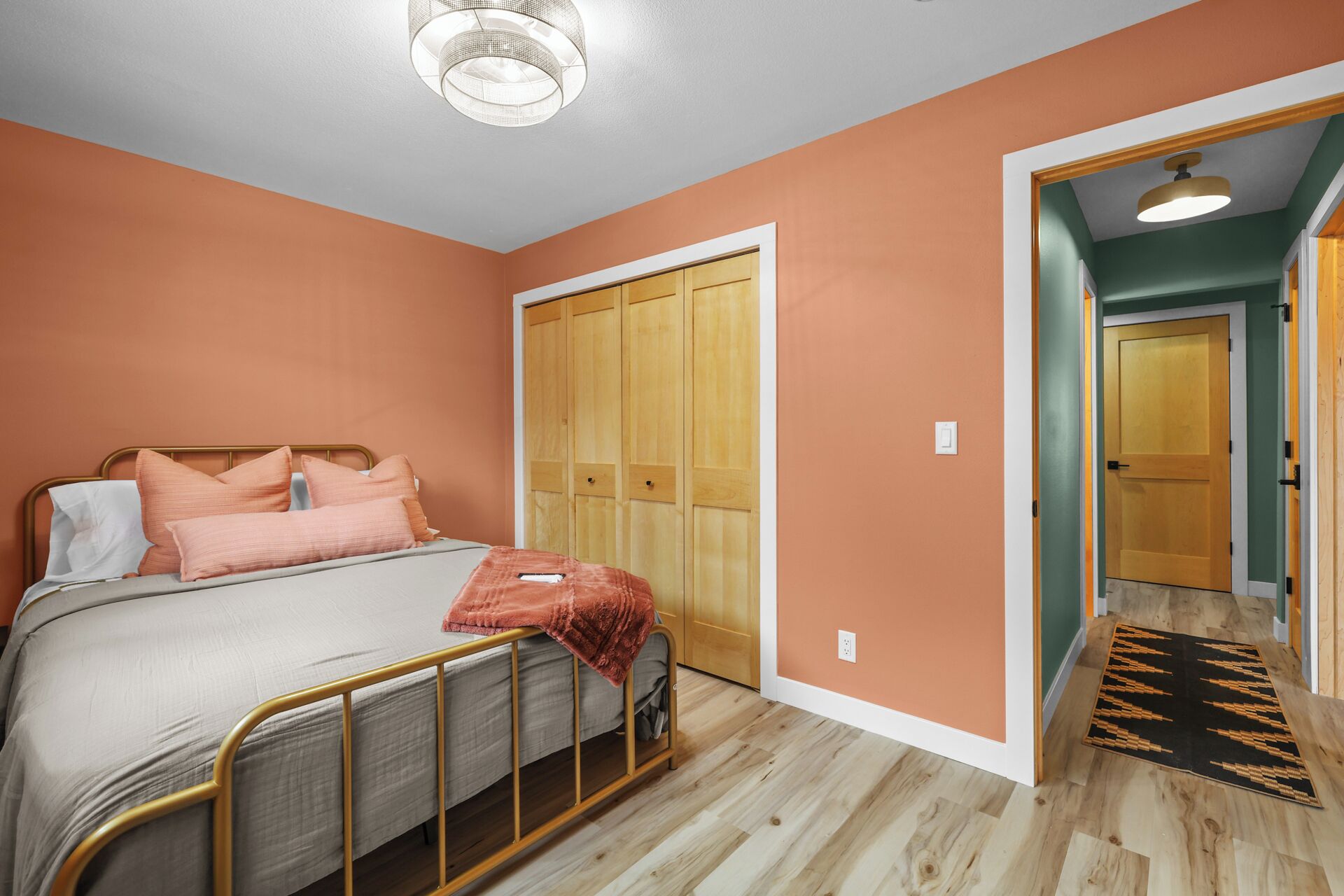 2 室のベッドルーム、WiFi、ベッドシーツ