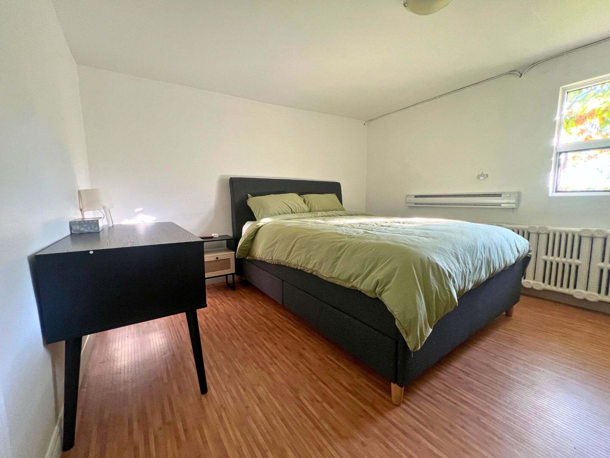 3 bedrooms, desk, free WiFi, bed sheets