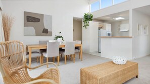 Dining - Coastal Sage - Blairgowrie (Blairgowrie)