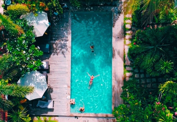 Piscine extérieure