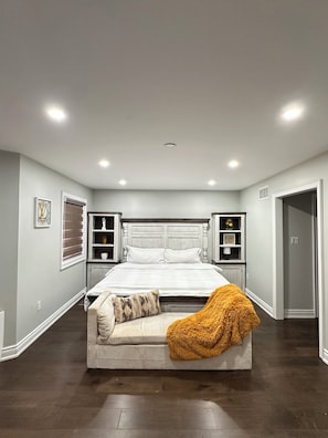 4 soverom, strykejern/-brett, wi-fi og sengetøy