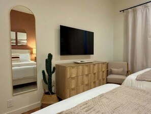 3 chambres, bureau, fer et planche à repasser, Wi-Fi gratuit