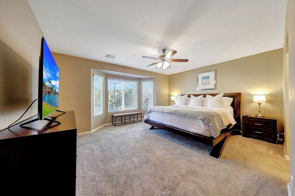 4 bedrooms, iron/ironing board, free WiFi, bed sheets