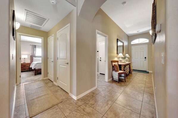 4 bedrooms, iron/ironing board, free WiFi, bed sheets