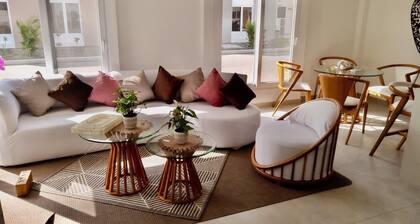 Beach house in Salinas, located in an exclusive private club, with 24/7 security.