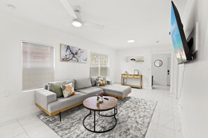 تلفزيون ذكي