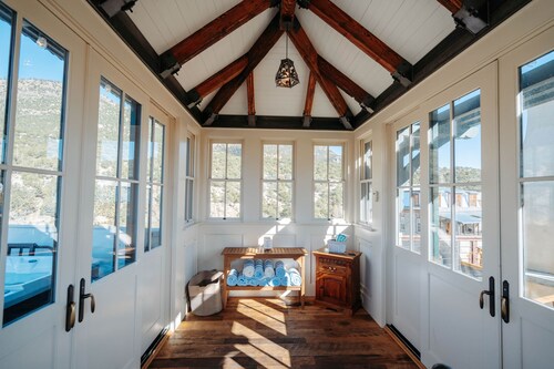 Aspen Courtyard Residence