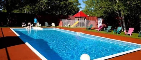 Piscina externa sazonal