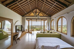 In-room safe, blackout drapes, iron/ironing board - La Concha Villa and Studio Bingin (Pecatu)