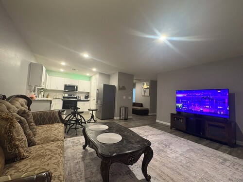 	Desert Retreat with Modern Comforts – Peaceful Arizona Getaway