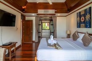 Villa, Partial Sea View