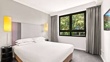 Apartment | 1 bedroom, iron/ironing board, bed sheets