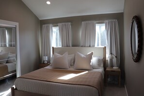 2 slaapkamers, een strijkplank/strijkijzer, gratis wifi, beddengoed