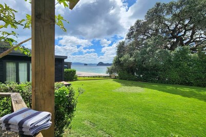 Absolute Beachfront Bach