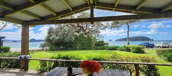 Absolute Beachfront Bach