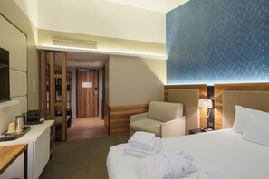 Cots/infant beds, free WiFi - Hotel l'Elysee Val d'Europe (Serris)