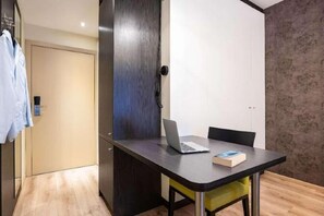 Cots/infant beds - Ibis Styles Brussels Centre Stephanie (Brussels)
