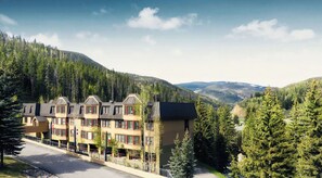 Exterior -  𝐅𝐢𝐧𝐝𝐢𝐧𝐠 𝐌𝐞𝐢𝐥𝐢: West Vail StreamSide Resort +Amenities Included. (Vail)