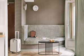 Cribs/infant beds - Atala Hotel Champs Elysées, Sonder (Paris)