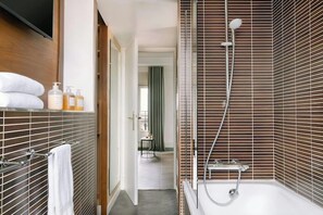 Bathroom - Atala Champs Elysees (Paris)