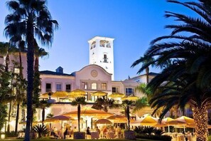 Exterior - Vila Vita Parc (Porches)