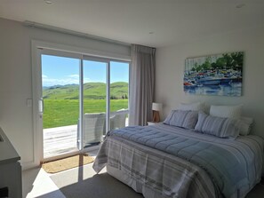 4 Schlafzimmer, Bügeleisen/Bügelbrett, WLAN, Bettwäsche