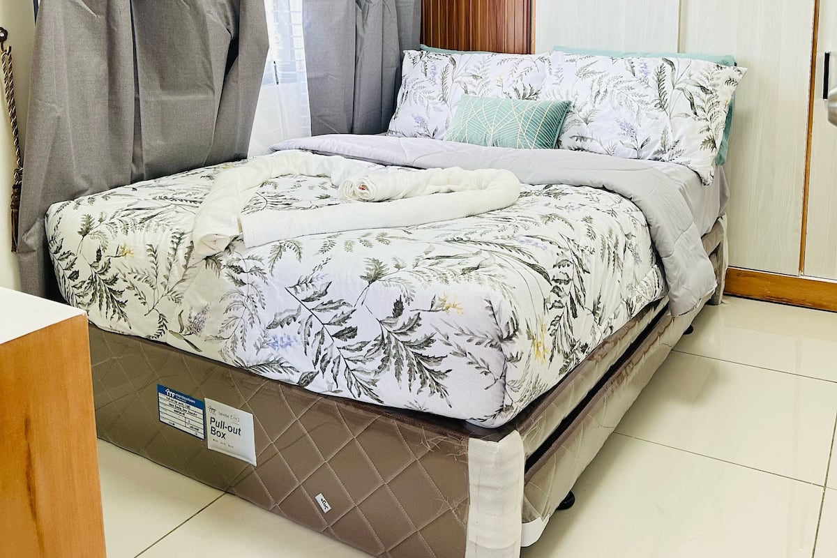 Superior Condo, City View | Free WiFi