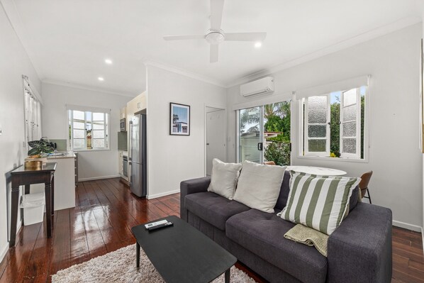 House | Living room
