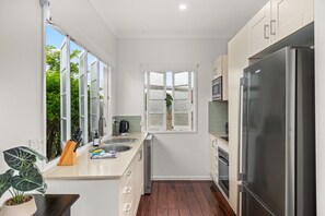 House | Private kitchen | Fridge, oven, stovetop, dishwasher