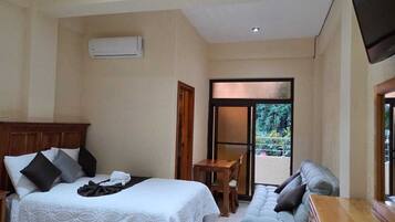 Standard Double or Twin Room, Courtyard View