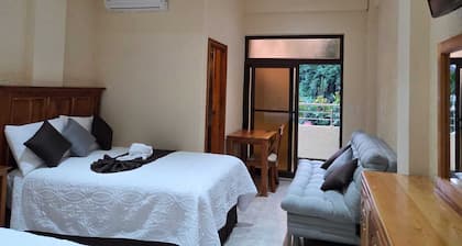 Hotel del Bosque San Felipe Retalhuleu