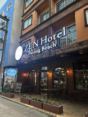 Exterior - ZEN Hotel Patong Beach (Patong)