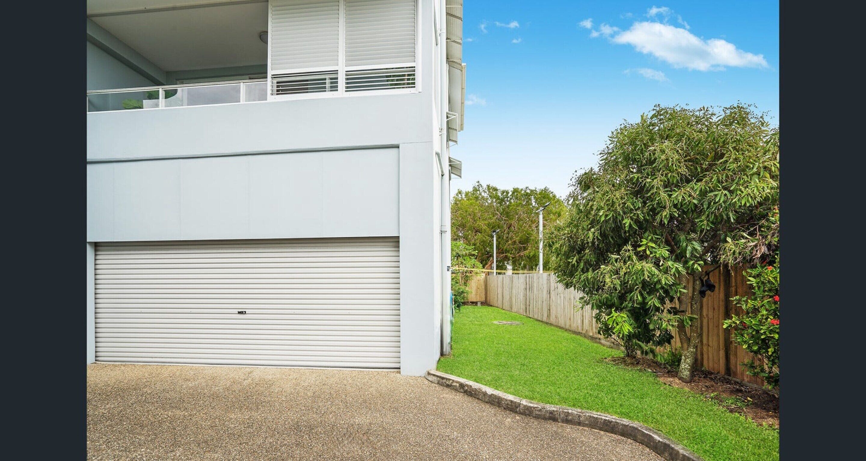 Apartment | Reception