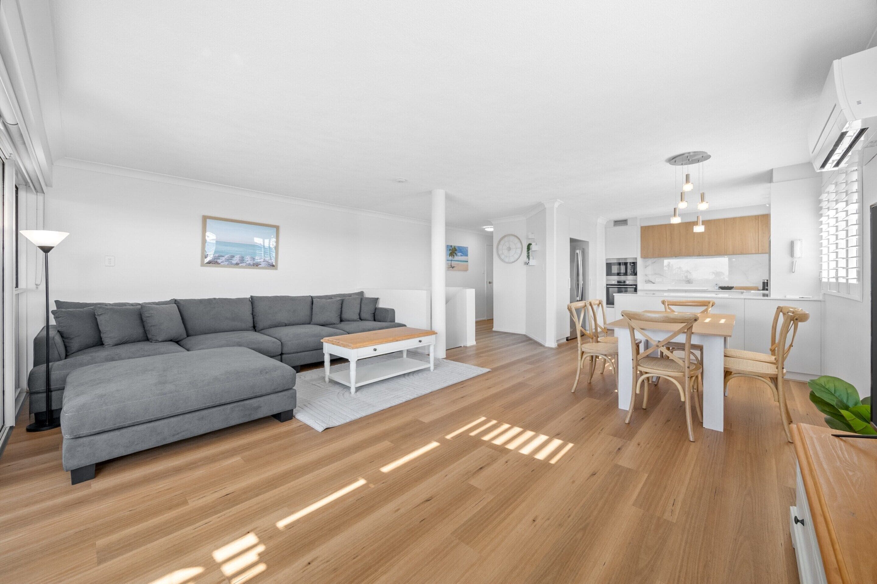 Apartment | Living room