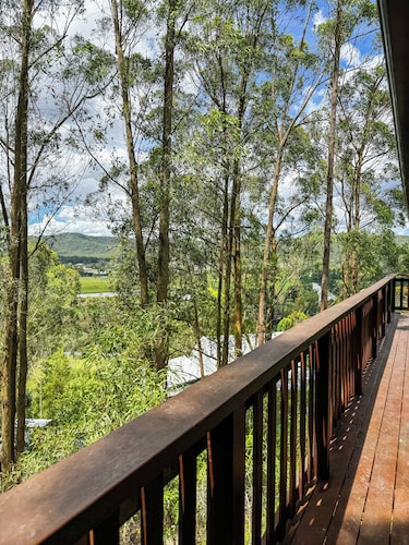 Paterson Skywalk & Bush Bedroom
