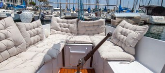 Charming boat in Marina del Rey