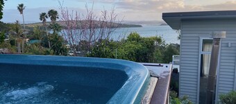 Fabulous 3-bedroom house with stunning Harbour Views in Whangārei
