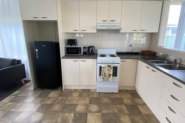 Micro-ondes, four, plaque de cuisson