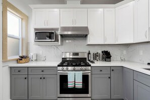 Căn hộ, 2 phòng ngủ, bếp | Bếp riêng