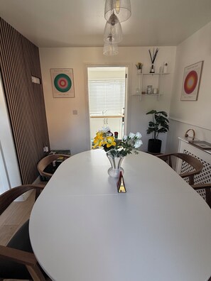 Dining - Lovely 3-bed home in an excellent neighbourhood (Skelmersdale)