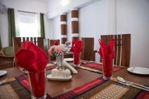 Dineren