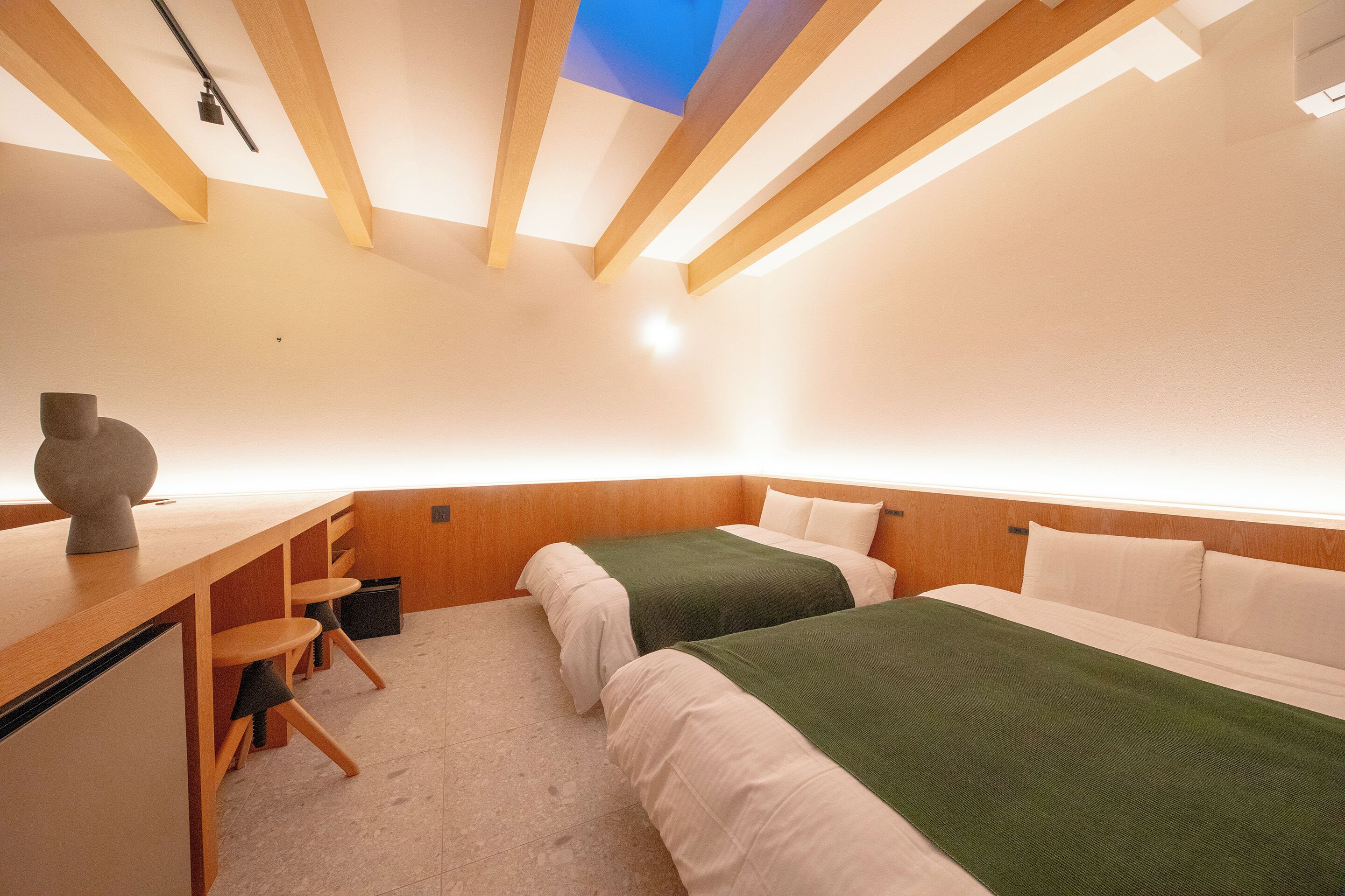 Superior Twin Room | Free WiFi, bed sheets