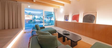 슈피리어 트윈룸 | 거실 공간