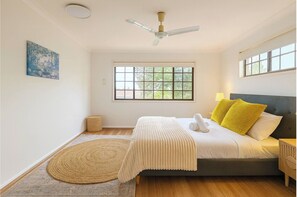 5 chambres, fer et planche à repasser, Wi-Fi, literie fournie