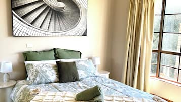 WiFi, bed sheets