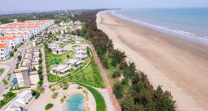 Solar LuxStay Villa - Long Beach