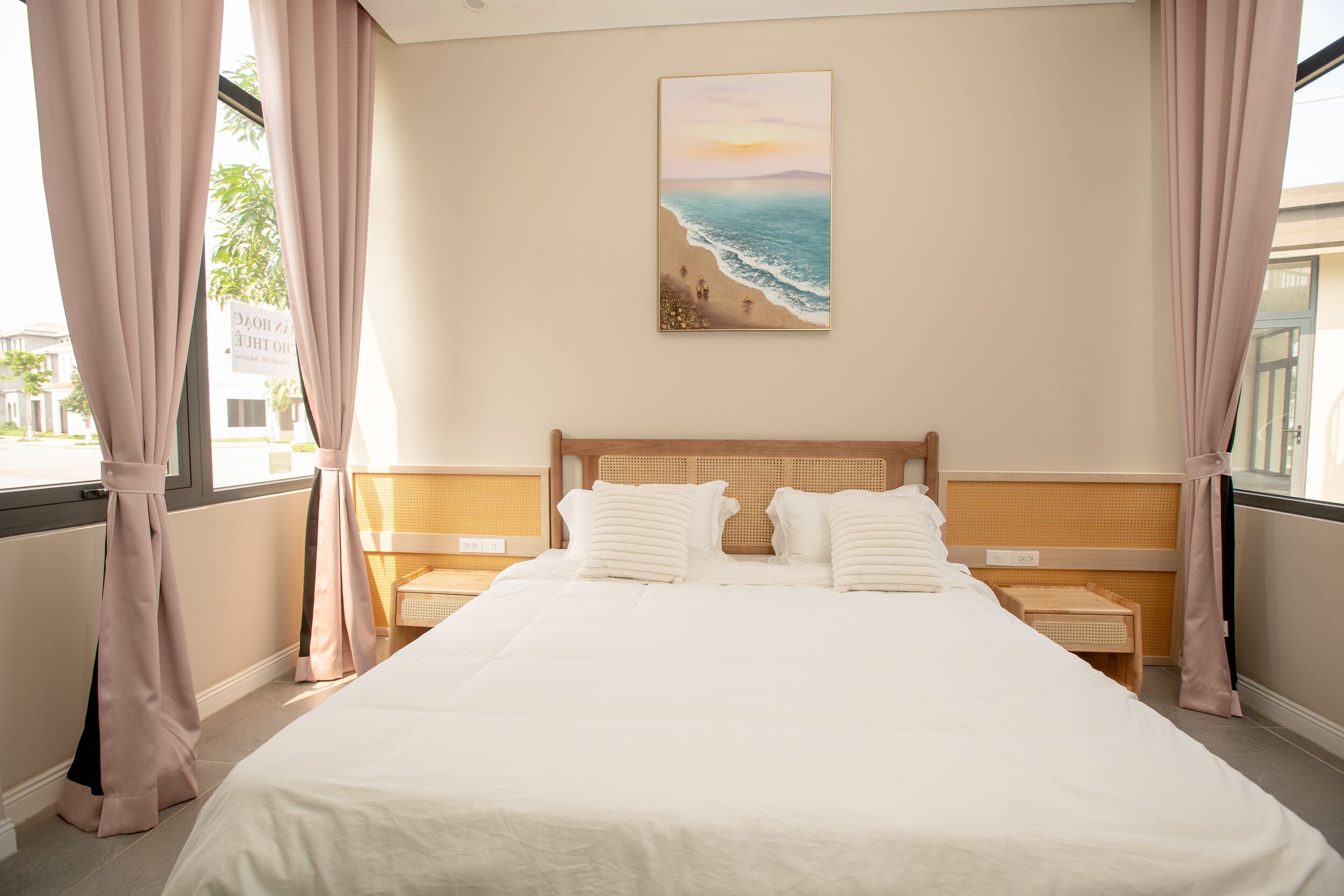 Deluxe Villa, 2 Bedrooms, Ocean View, Beachfront | Free minibar items, desk, free WiFi